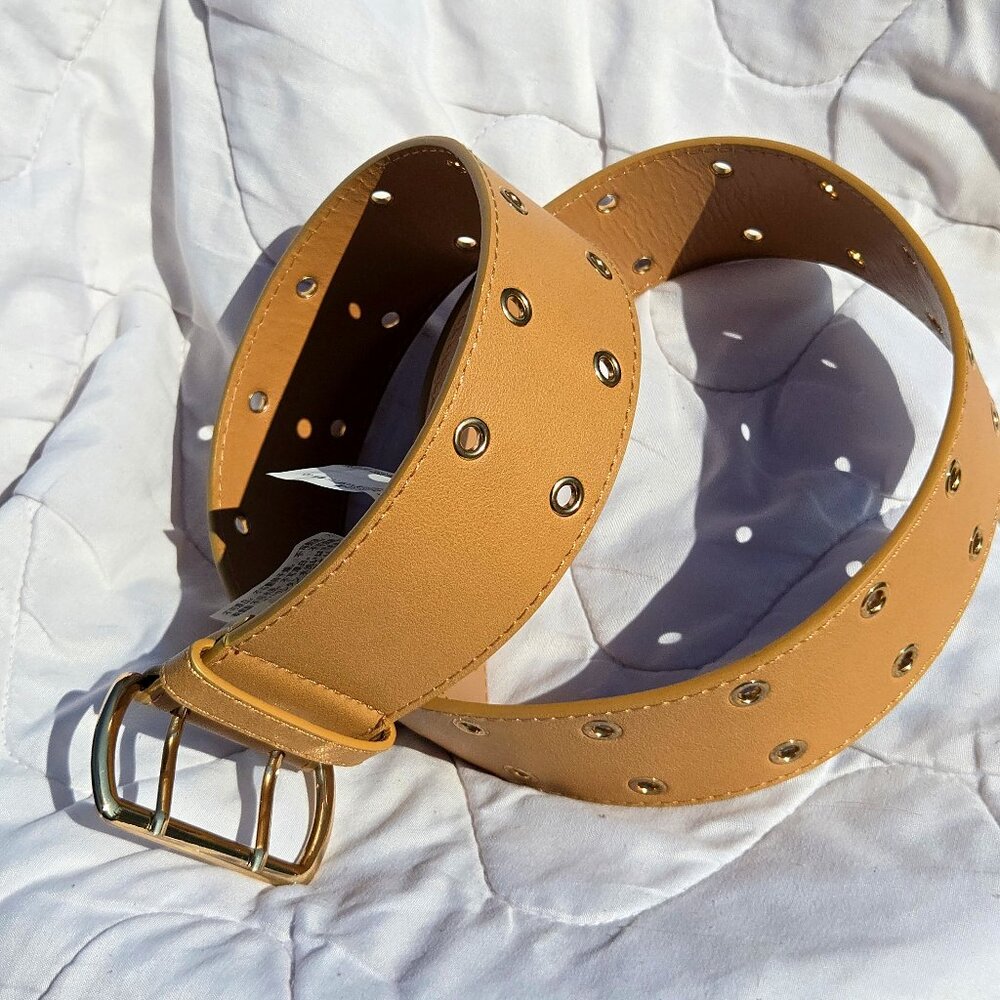 Forever 21 Belt Neutral Tan Basic 33 in 84 cm PU New Unused No Wear NWOT XS